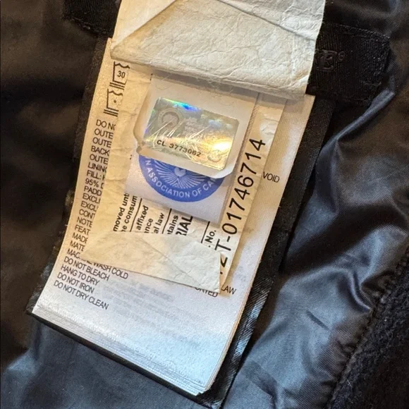 Men’s Canada Goose Hybridge Black Label Jacket in great condition - Picture 5 of 7